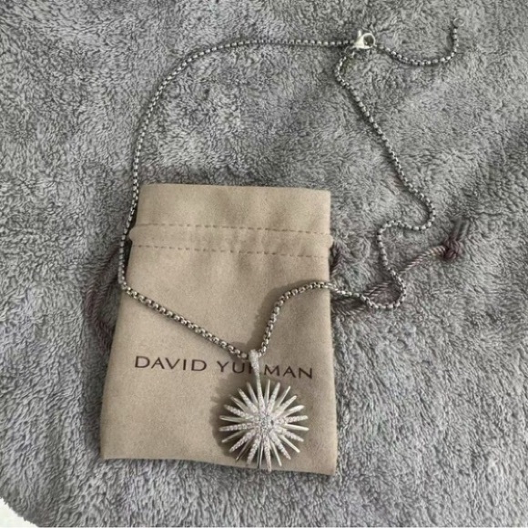 David Yurman Starburst Pendant Necklace in Sterling Silver with Diamonds - Picture 3 of 8